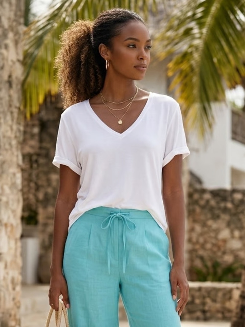 NASTY GAL White V-Neck Relaxed Fit Short Sleeve Tee Sz 6/8